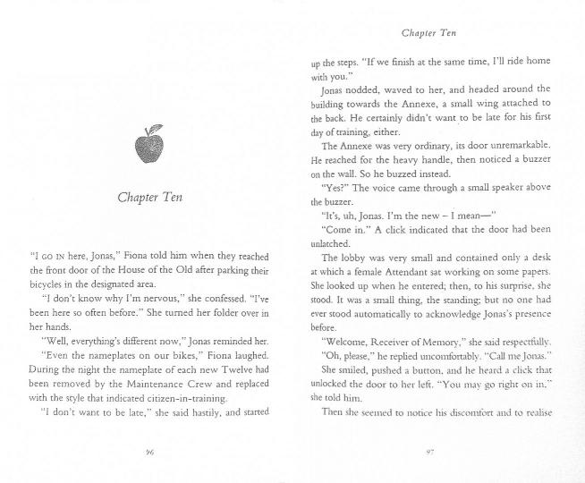 The Giver: film tie-in (Lois Lowry) Дающий (Луи Лоури) /Книги на английском языке