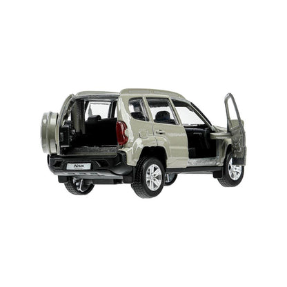 Машина металл LADA NIVA travel 12 см, двери, инер,серый, кор. Технопарк в кор.2*36шт