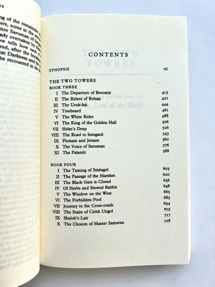 The Two Towers (Tolkien J.R.R.) Две крепости. Книга 2 (Д.Р.Р Толкин) /Книги на английском языке
