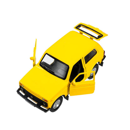 Машина металл LADA 4x4 12 см, двери, багаж, инерц, желтый, кор. Технопарк в кор.2*36шт